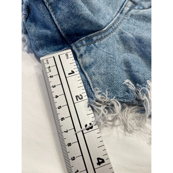 BLANKNYC Barrow Vintage High-Rise Cut Off Shorts - Picture 12 of 13